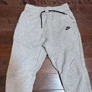Boys Nike Tech Grey Joggers XL